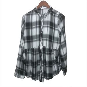 𝅺Rickis Black & White Plaid Tunic Top Pockets Size 6